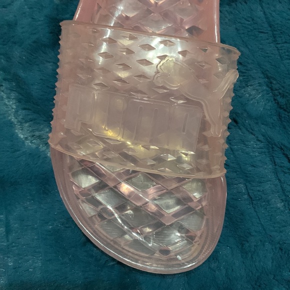 Rihanna Fenty Puma Jelly Slides - Picture 6 of 6